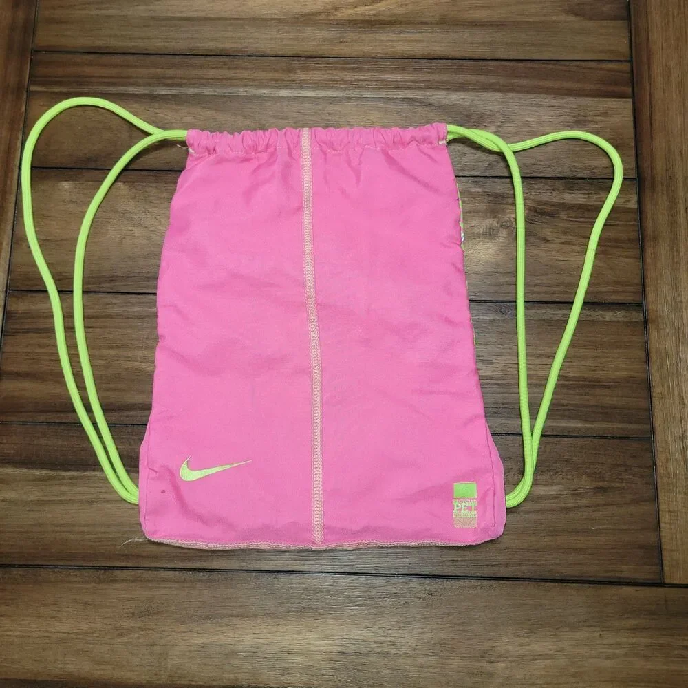 Nike Pink Drawstring Backpack - Picture 3 of 6